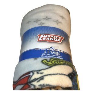 DC Comics Justice League Girl Power 1.5 yds 100% Polyester 54”x60” Fleece-‎ NWT